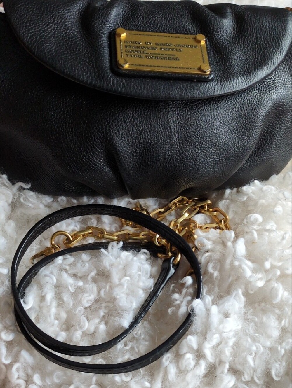 Marc by Marc Jacobs Black Leather Crossbody with Gold Chain Detail - Picture 2 of 8
